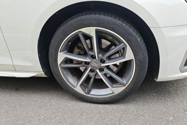 Used Audi A4L 2020 40 TFSI Fashion Dynamic Model Right Front Wheel Hub