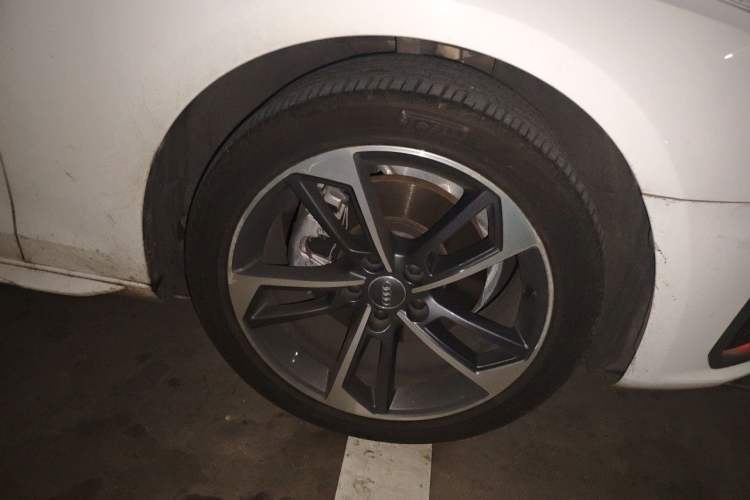Used Audi A4L 2020 40 TFSI Fashion Dynamic Model Right Front Wheel Hub