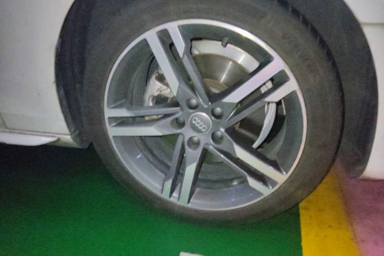 Used Audi A4L 2020 40 TFSI Fashion Dynamic Model Right Front Wheel Hub