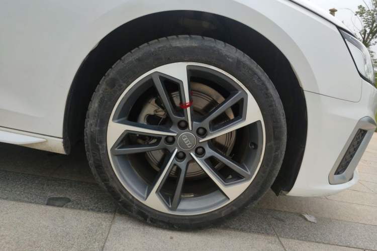 Used Audi A4L 2020 40 TFSI Fashion Dynamic Model Right Front Wheel Hub