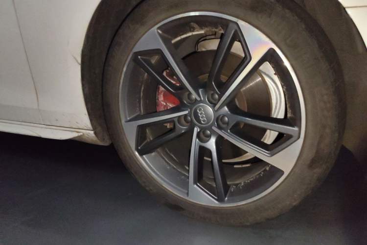 Used Audi A4L 2020 40 TFSI Fashion Dynamic Model Right Front Wheel Hub