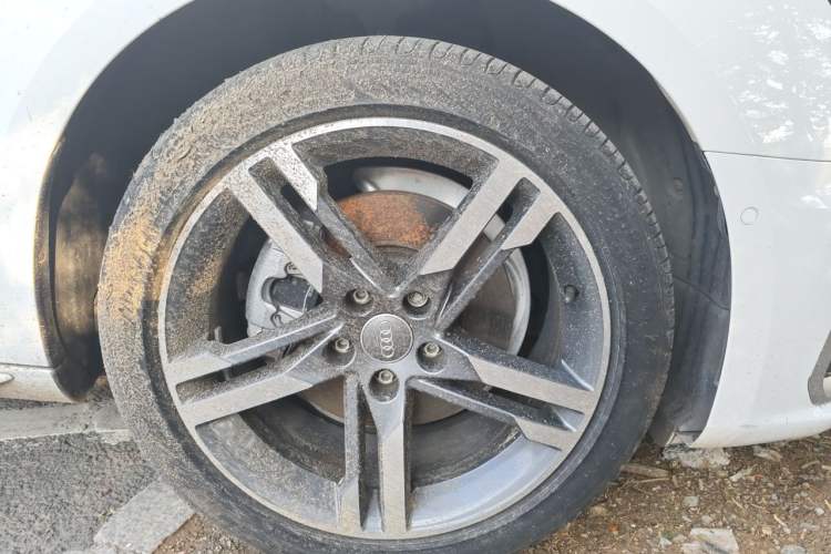Used Audi A4L 2020 40 TFSI Luxury Dynamic Model Right Front Wheel Hub