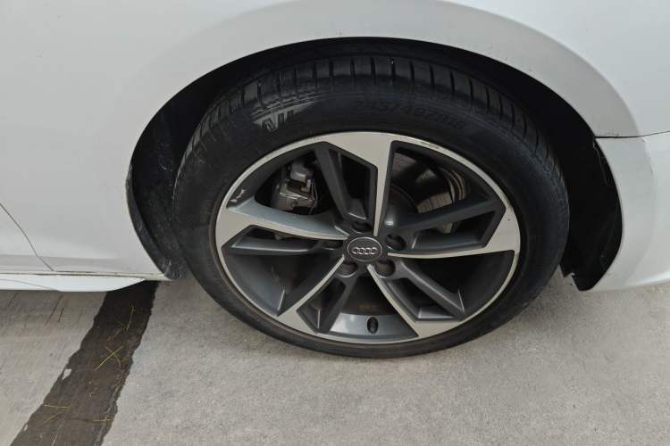 Used Audi A4L 2020 40 TFSI Fashion Dynamic Model Right Front Wheel Hub