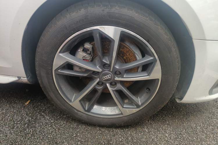 Used Audi A4L 2020 40 TFSI Fashion Dynamic Model Right Front Wheel Hub