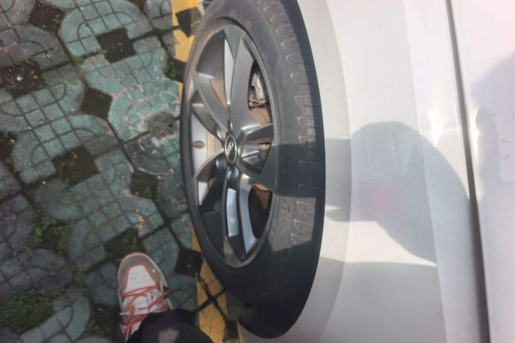 Used Audi A4L 2020 40 TFSI Fashion Dynamic Model Right Front Wheel Hub