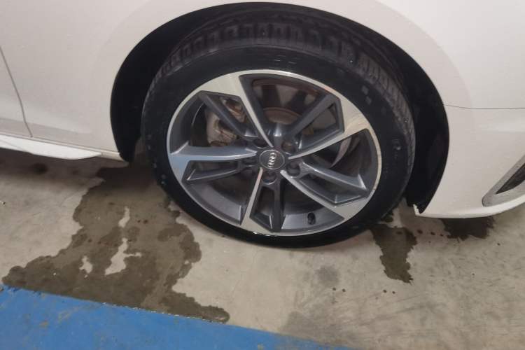 Used Audi A4L 2020 40 TFSI Fashion Dynamic Model Right Front Wheel Hub