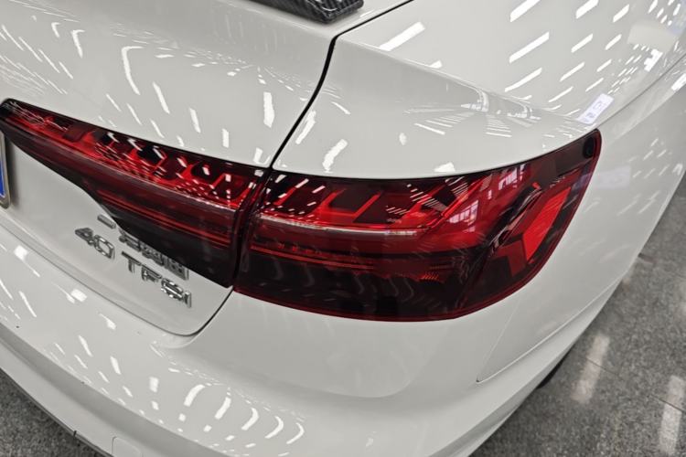 Used Audi A4L 2020 40 TFSI Fashion Dynamic Model Right Rear Taillight