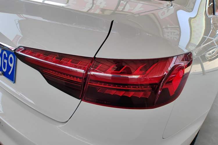 Used Audi A4L 2020 40 TFSI Luxury Dynamic Model Right Rear Taillight