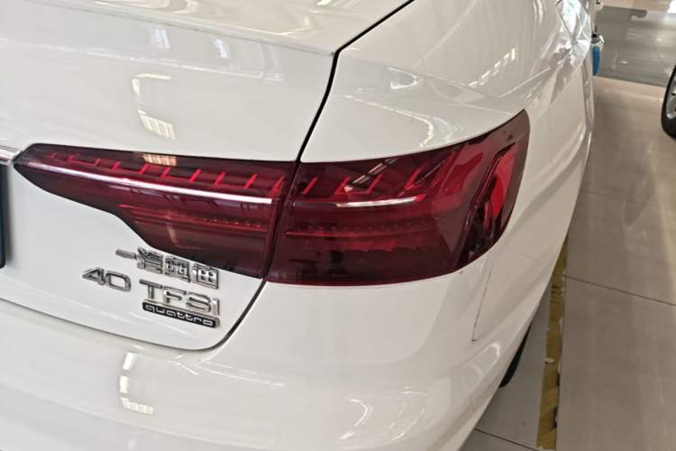Used Audi A4L 2020 40 TFSI quattro Luxury Dynamic Model Right Rear Taillight