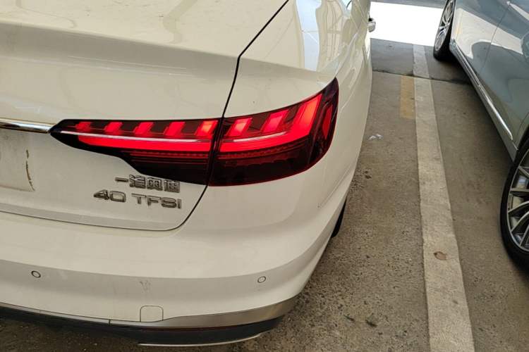 Used Audi A4L 2020 40 TFSI Fashion Dynamic Model Right Rear Taillight