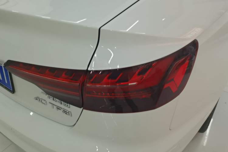 Used Audi A4L 2020 40 TFSI Fashion Dynamic Model Right Rear Taillight