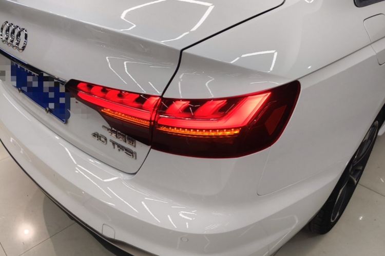Used Audi A4L 2020 40 TFSI Fashion Dynamic Model Right Rear Taillight