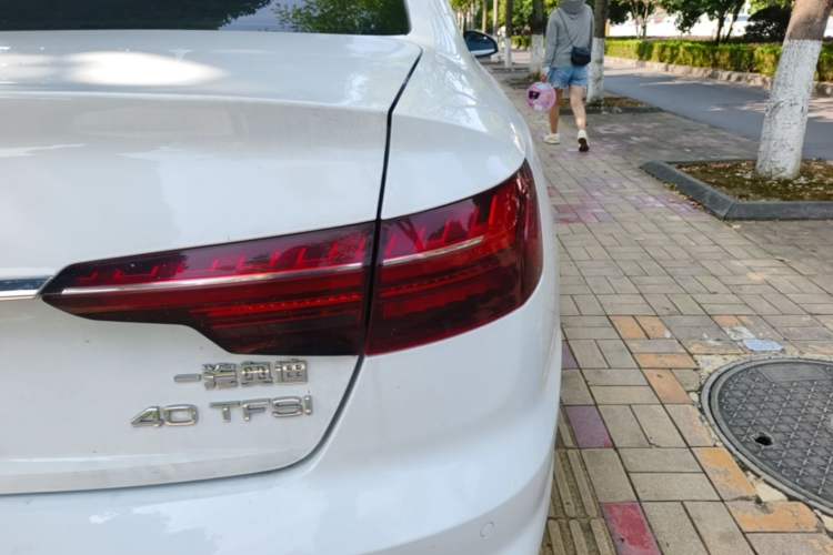 Used Audi A4L 2020 40 TFSI Fashion Dynamic Model Right Rear Taillight