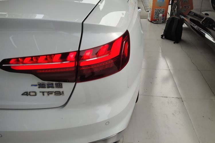 Used Audi A4L 2020 40 TFSI Fashion Dynamic Model Right Rear Taillight