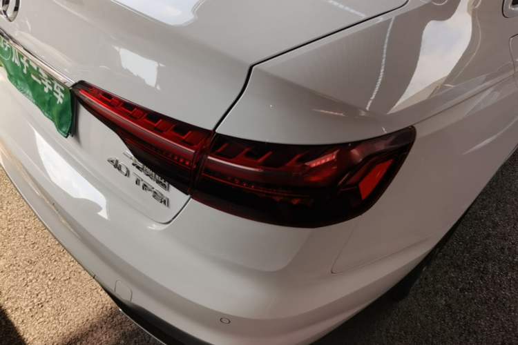Used Audi A4L 2020 40 TFSI Fashion Dynamic Model Right Rear Taillight