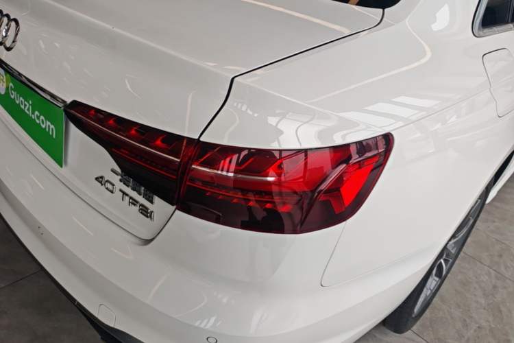 Used Audi A4L 2020 40 TFSI Fashion Dynamic Model Right Rear Taillight