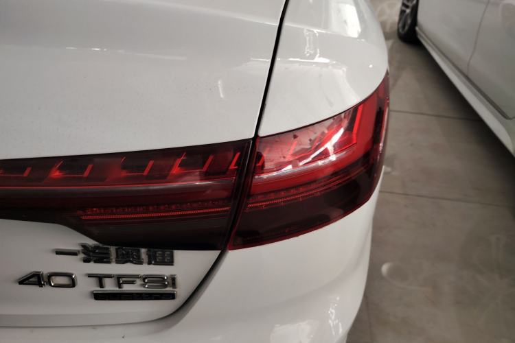 Used Audi A4L 2020 40 TFSI quattro Luxury Dynamic Model Right Rear Taillight