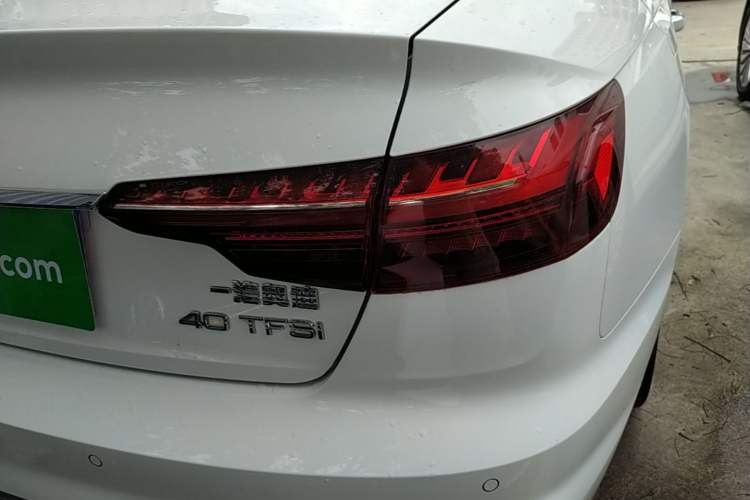Used Audi A4L 2020 40 TFSI Fashion Dynamic Model Right Rear Taillight