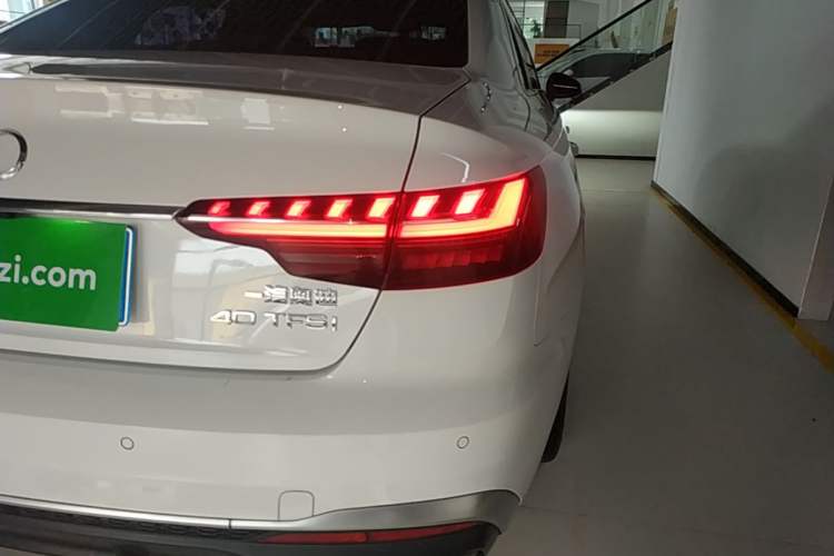 Used Audi A4L 2020 40 TFSI Fashion Dynamic Model Right Rear Taillight