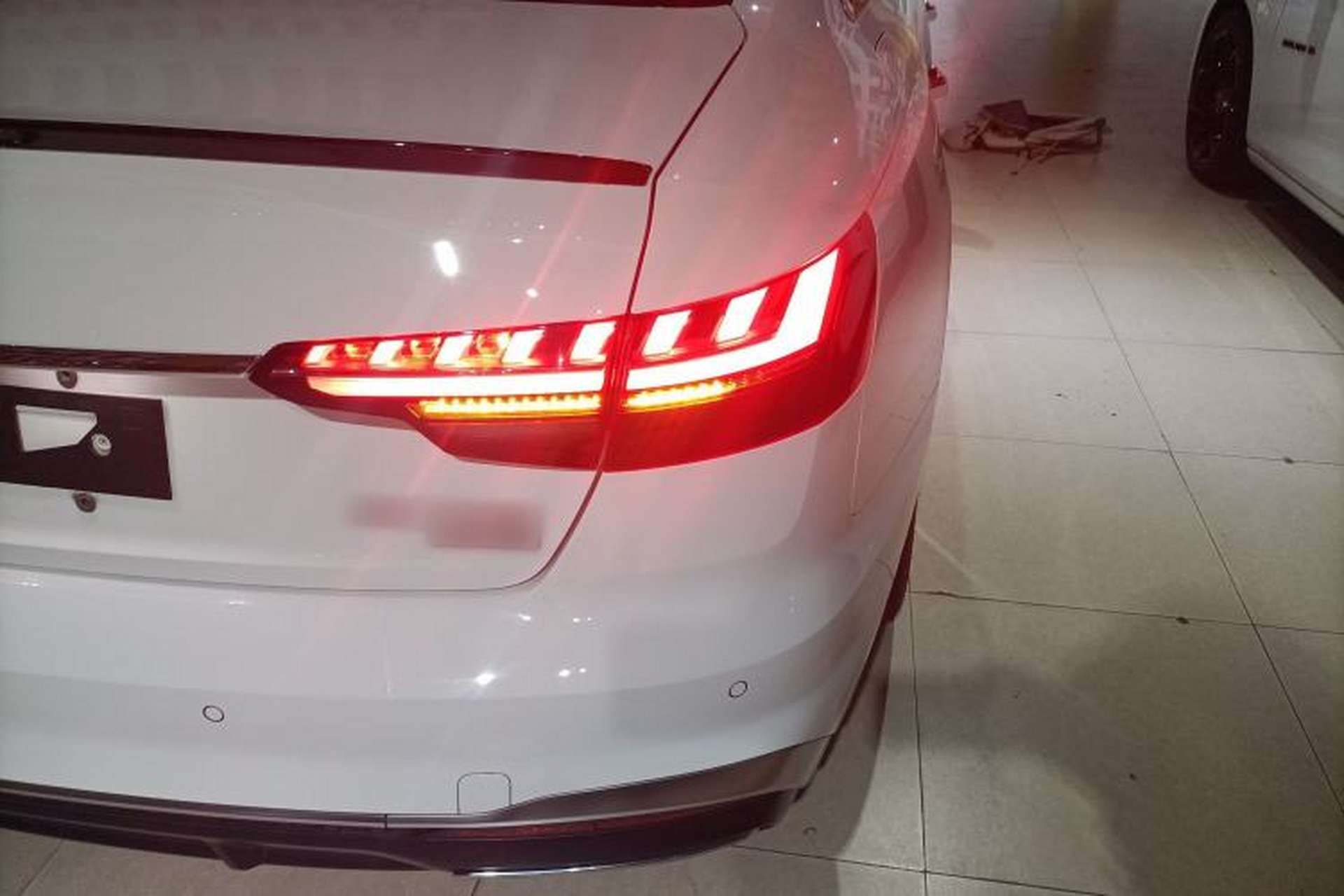 Used Audi A4L 2020 40 TFSI Fashion Dynamic Model Right Rear Taillight