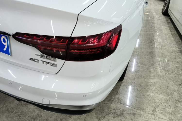 Used Audi A4L 2020 40 TFSI Fashion Dynamic Model Right Rear Taillight