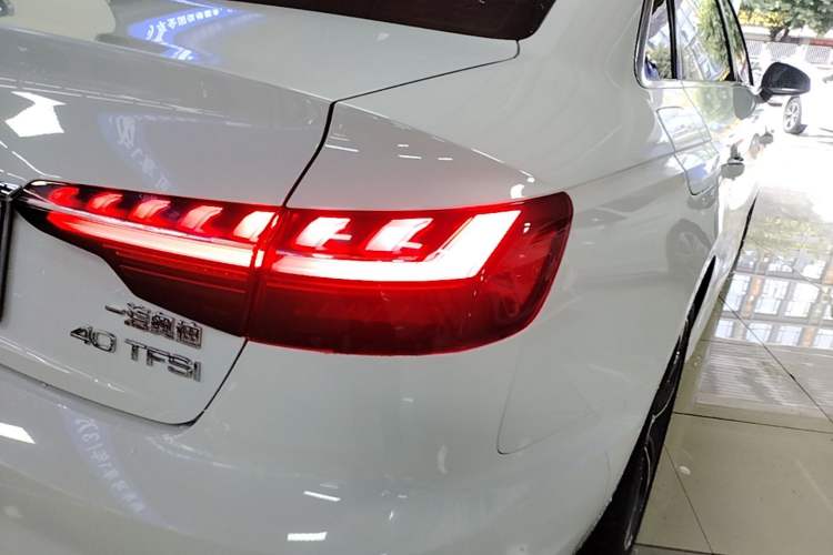 Used Audi A4L 2020 40 TFSI Fashion Dynamic Model Right Rear Taillight