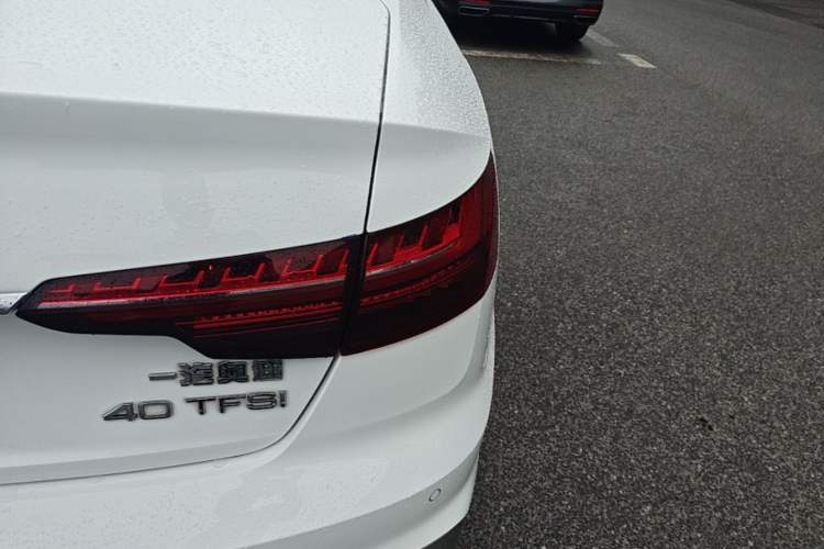 Used Audi A4L 2020 40 TFSI Fashion Dynamic Model Right Rear Taillight