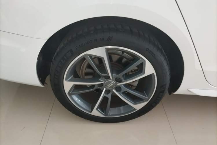 Used Audi A4L 2020 40 TFSI Fashion Dynamic Model Right Rear Wheel Hub