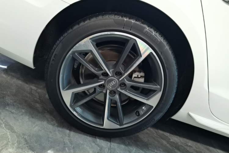 Used Audi A4L 2020 40 TFSI Fashion Dynamic Model Right Rear Wheel Hub