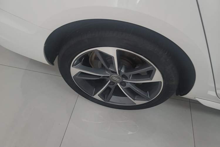 Used Audi A4L 2020 40 TFSI Fashion Dynamic Model Right Rear Wheel Hub