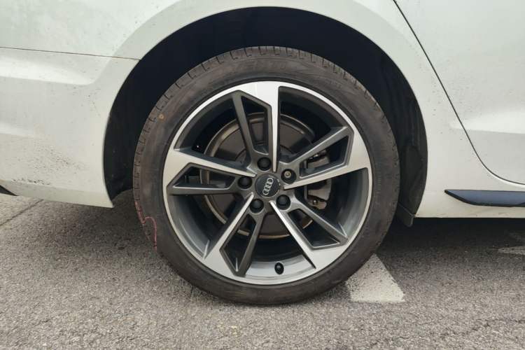 Used Audi A4L 2020 40 TFSI Fashion Dynamic Model Right Rear Wheel Hub