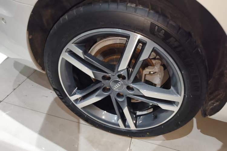 Used Audi A4L 2020 40 TFSI Fashion Dynamic Model Right Rear Wheel Hub