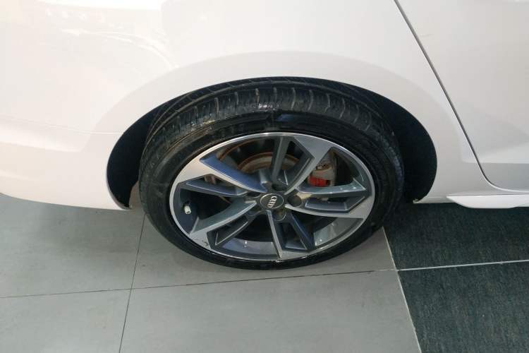 Used Audi A4L 2020 40 TFSI Fashion Dynamic Model Right Rear Wheel Hub