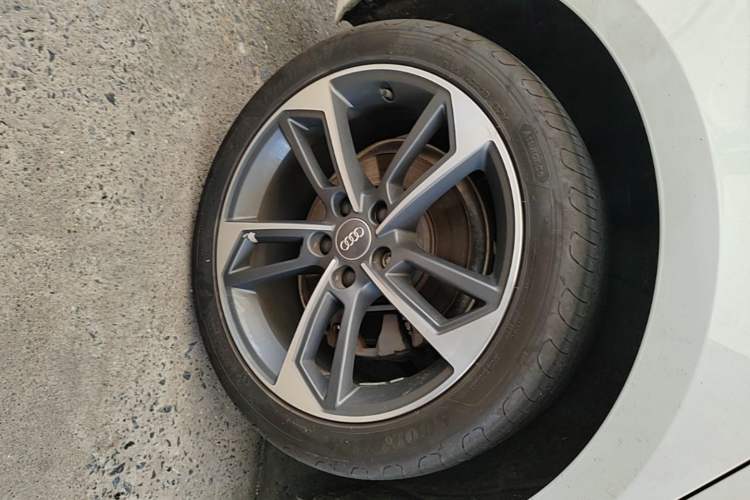 Used Audi A4L 2020 40 TFSI Fashion Dynamic Model Right Rear Wheel Hub