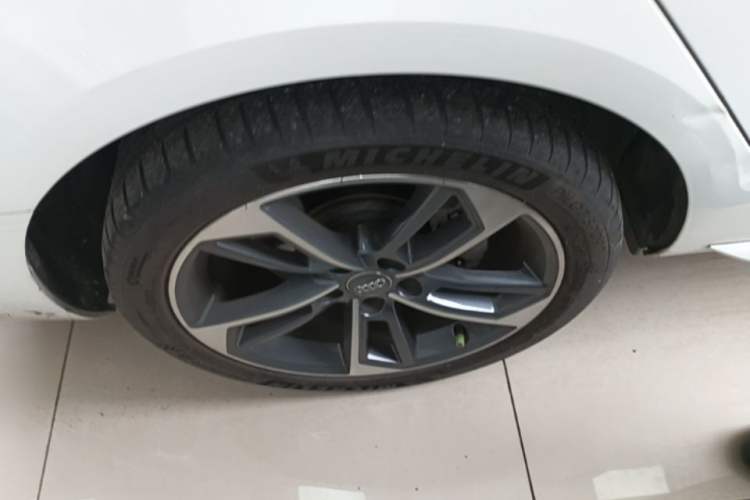 Used Audi A4L 2020 40 TFSI Fashion Dynamic Model Right Rear Wheel Hub