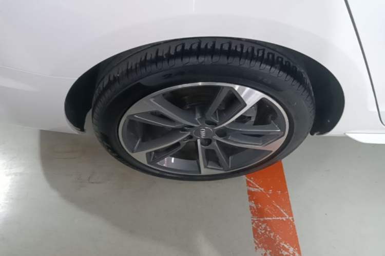 Used Audi A4L 2020 40 TFSI Fashion Dynamic Model Right Rear Wheel Hub