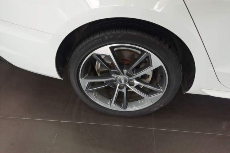 Used Audi A4L 2020 40 TFSI Fashion Dynamic Model Right Rear Wheel Hub