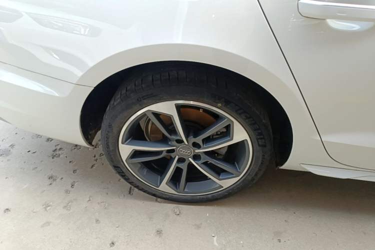Used Audi A4L 2020 40 TFSI Fashion Dynamic Model Right Rear Wheel Hub