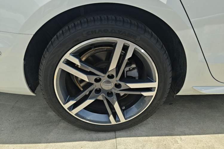 Used Audi A4L 2020 40 TFSI Luxury Dynamic Model Right Rear Wheel Hub