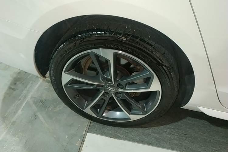 Used Audi A4L 2020 40 TFSI Fashion Dynamic Model Right Rear Wheel Hub