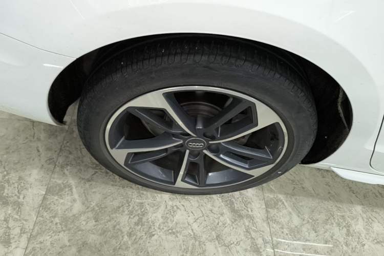 Used Audi A4L 2020 40 TFSI Fashion Dynamic Model Right Rear Wheel Hub