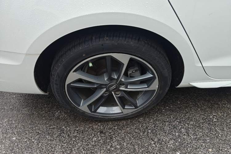 Used Audi A4L 2020 40 TFSI Fashion Dynamic Model Right Rear Wheel Hub