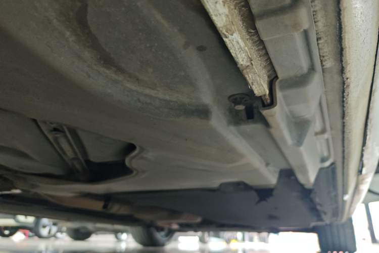 Used Audi A4L 2020 40 TFSI Fashionable and Elegant Model Right Side Sill