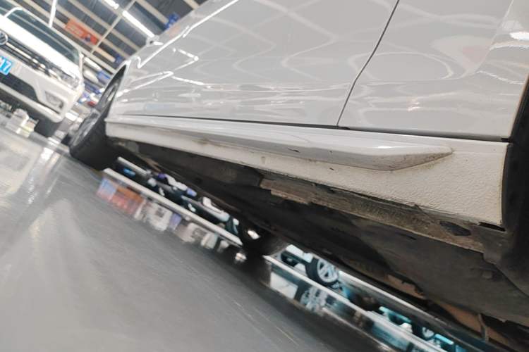 Used Audi A4L 2020 40 TFSI Fashion Dynamic Model Right Side Sill