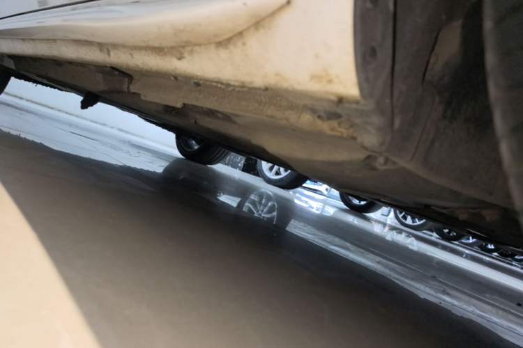 Used Audi A4L 2020 40 TFSI Luxury Dynamic Model Right Side Sill