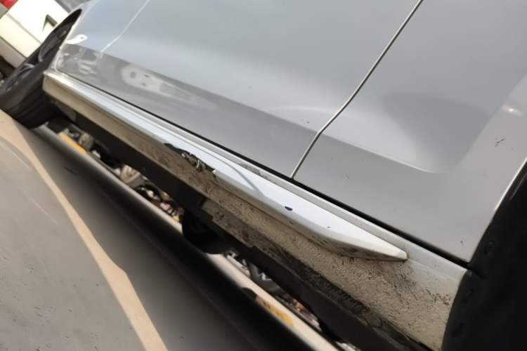 Used Audi A4L 2020 35 TFSI Fashion Dynamic Model Right Side Sill