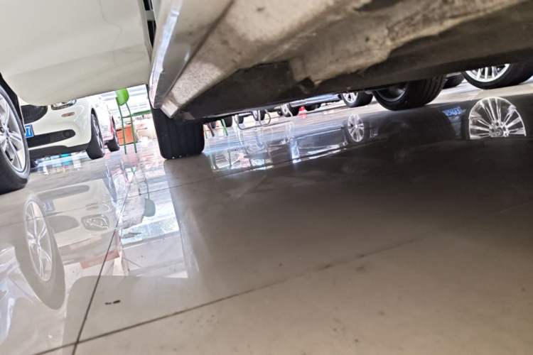 Used Audi A4L 2020 40 TFSI quattro Luxury Dynamic Model Right Side Sill