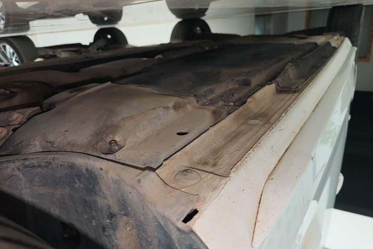 Used Audi A4L 2020 40 TFSI Luxury Dynamic Model Right Side Sill