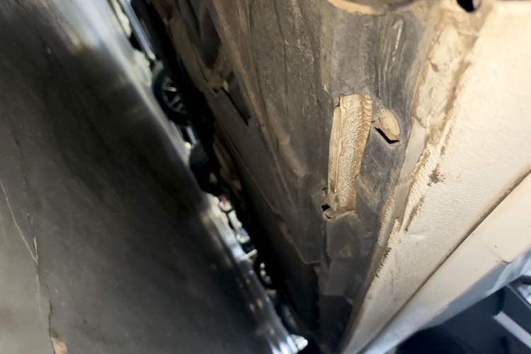 Used Audi A4L 2020 40 TFSI Fashionable and Elegant Model Right Side Sill