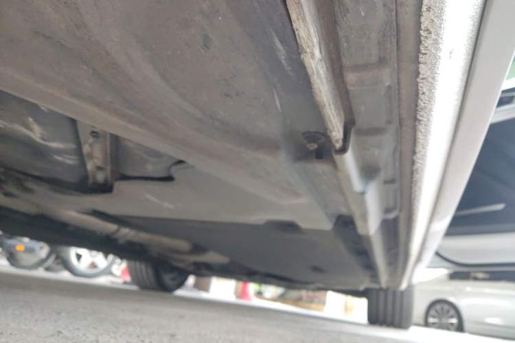 Used Audi A4L 2020 40 TFSI Luxury Dynamic Model Right Side Sill